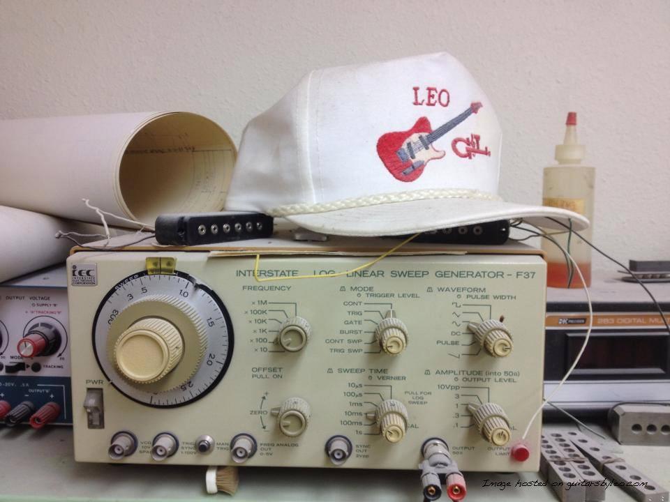 Leo's-G&L-hat