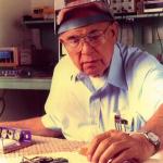 Leo-Fender-in-his-lab