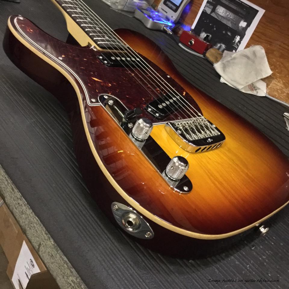 lefty ASAT Special in Old School Tobacco Sunburst over swamp ash, wood binding body close up