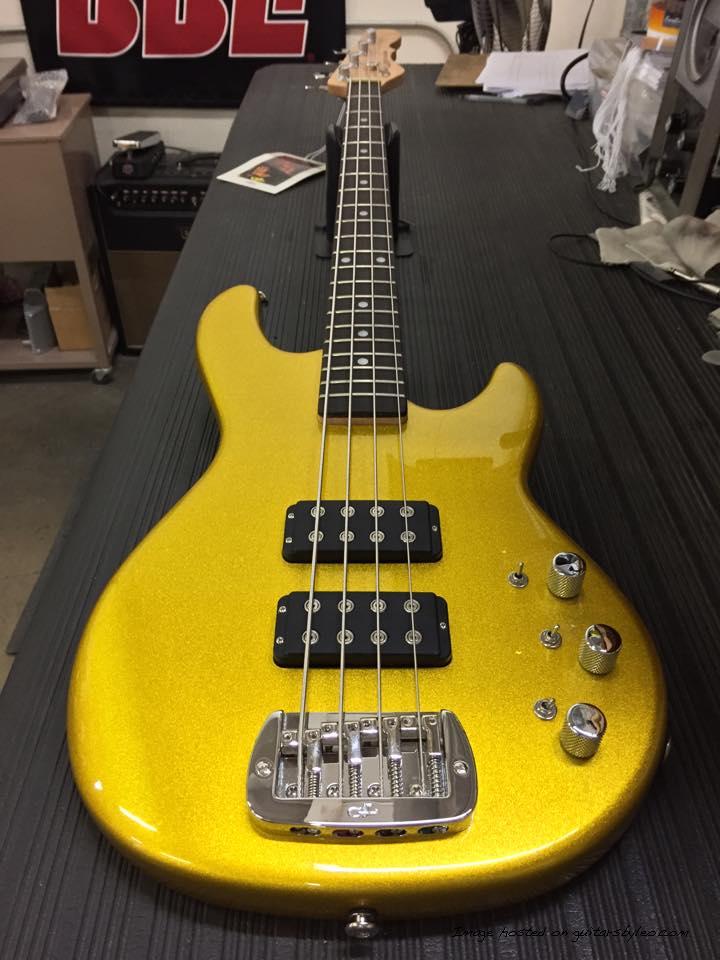 L-2000 in Yukon Gold Metallic