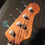 CS2004010 headstock