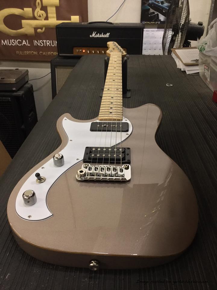 Lefty Fallout in Shoreline Gold Metallic over swamp ash