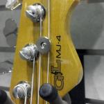 MJ-4 headstock