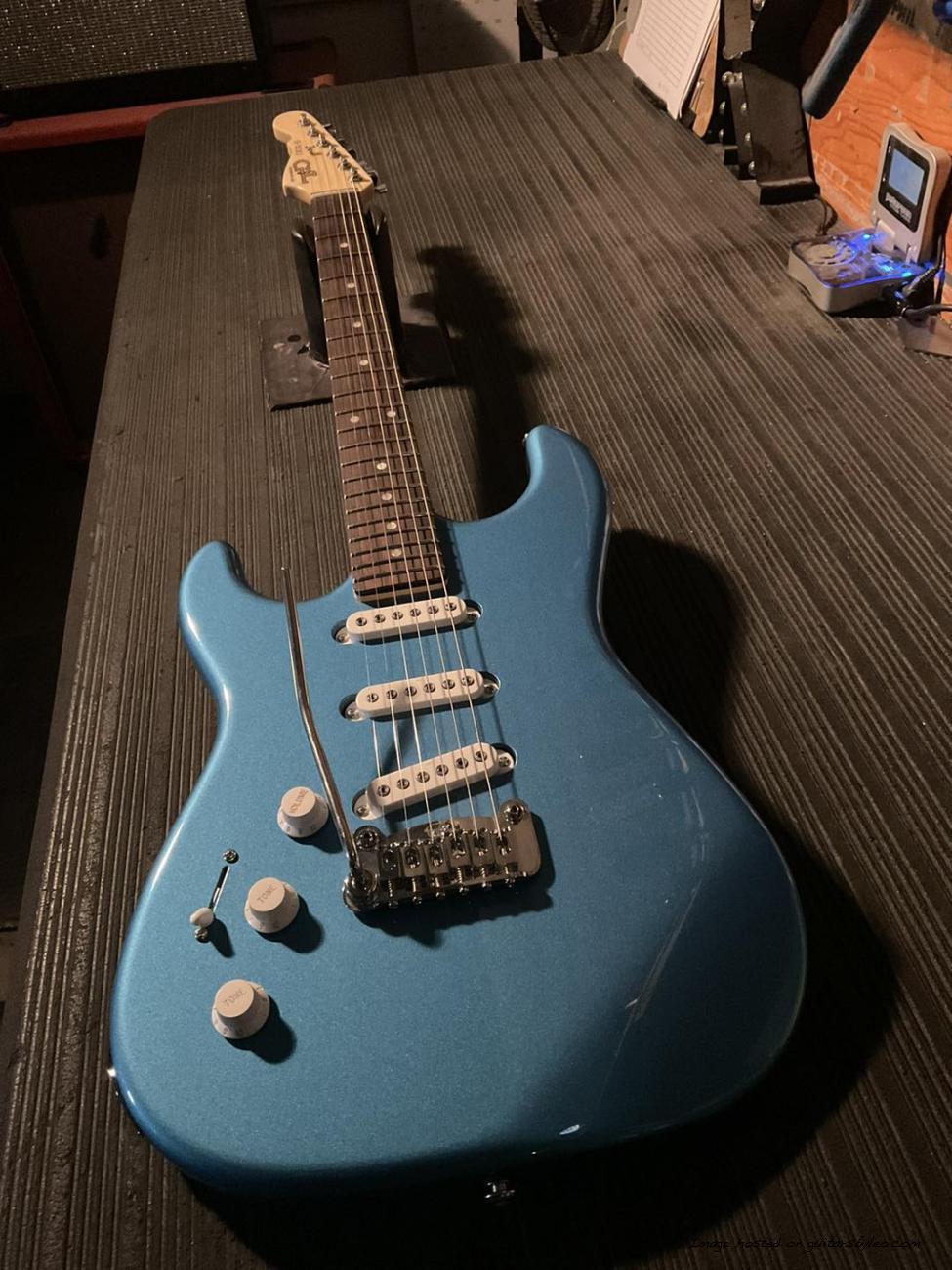 Lefty S•500 RMC in Lake Placid Blue