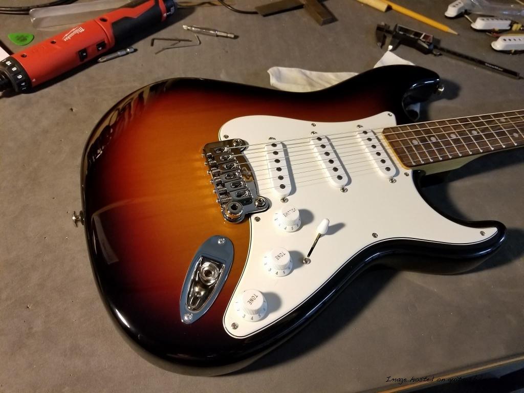 Custom Shop Legacy in 3-Tone Sunburst