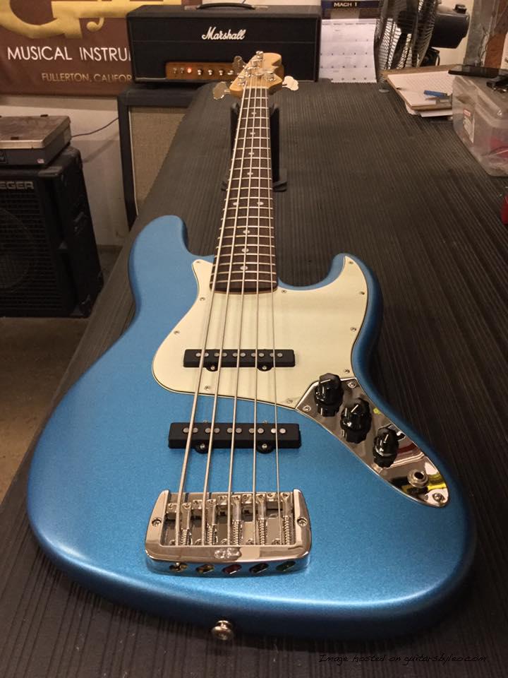 JB-5 in Lake Placid Blue Metallic Frost