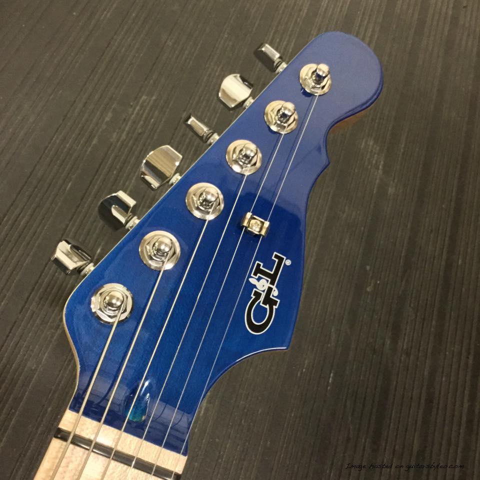 Hard-tail-Legacy-HH-matching-headstock