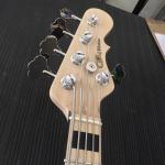 CLF1706144 headstock