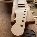 prototype Rampage 24 fret neck3