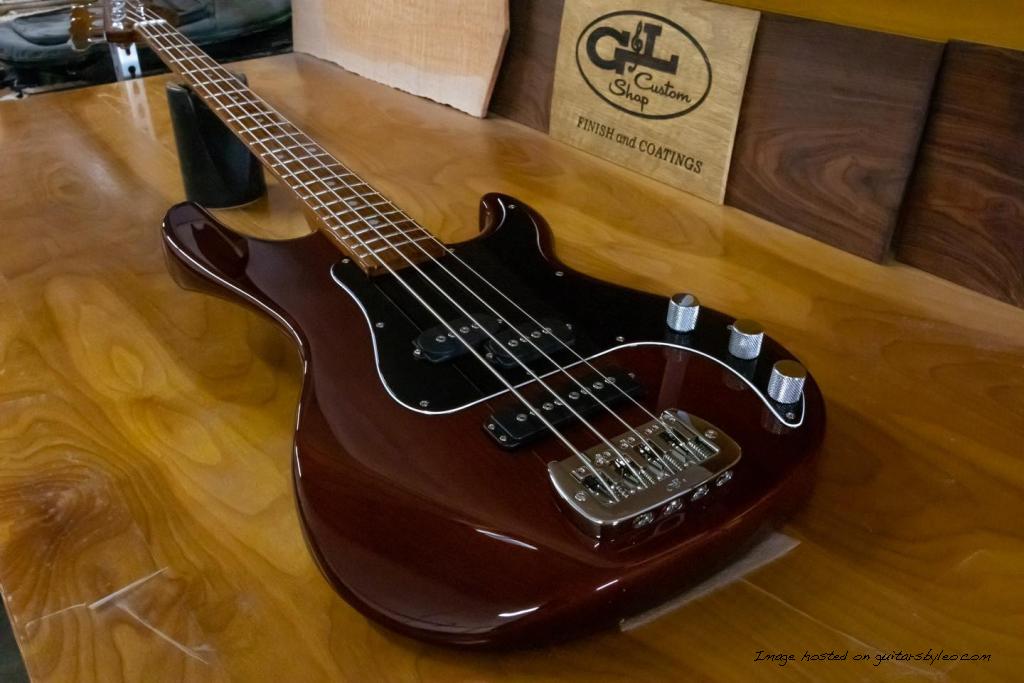 Custom Shop SB-2T in Whiskey over Swamp Ash-2