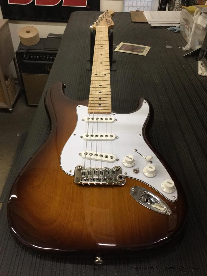 Old-School-Tobacco-Sunburst-S-500