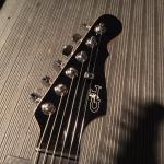 CLF1901203 headstock