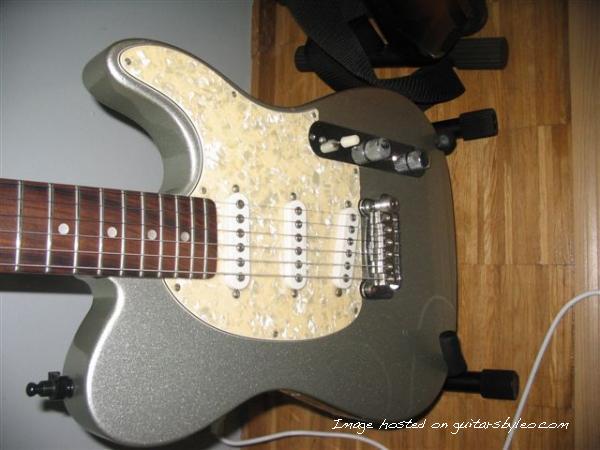 G&L ASAT III 