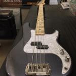 LB-100 in Graphite Metallic pearl guard