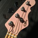 CS2009004 headstock