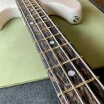 Evo Gold frets on a wenge fingerboard-1