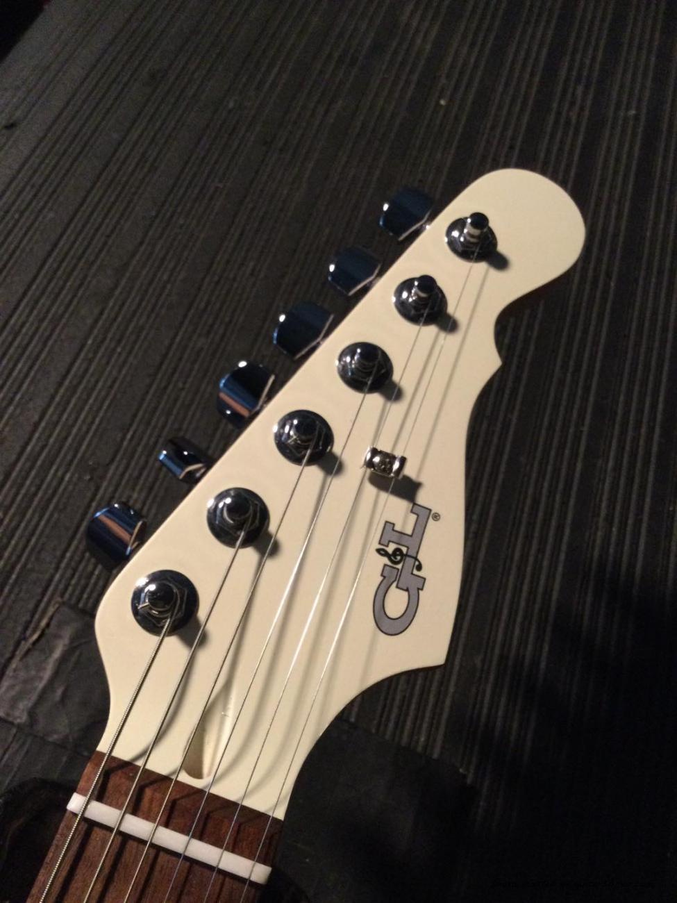 CLF2106157 headstock