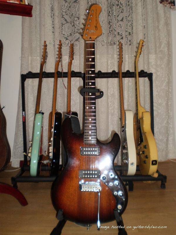 1981 G&L F-100 (7)