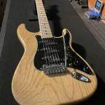 Fullerton Deluxe Comanche in Vintage Natural over swamp ash