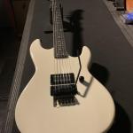 Fullerton Deluxe Rampage 24 in Ivory