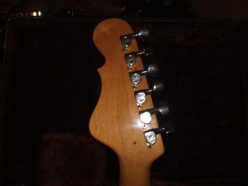 G amp L T-400 023