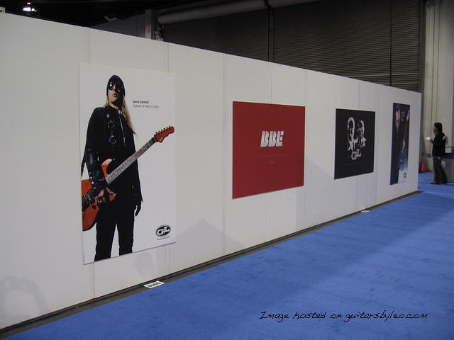 NAMM2010-020