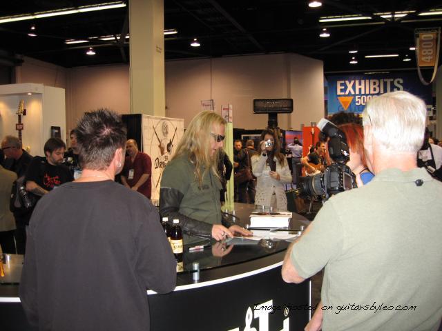 NAMM2010-050