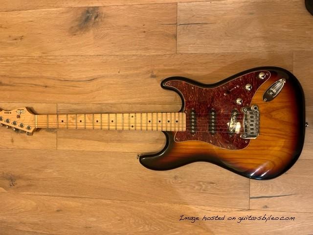 Full Guitar Sunburst