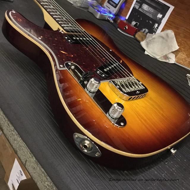 lefty ASAT Special in Old School Tobacco Sunburst over swamp ash wood binding body close up