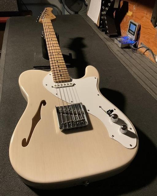 ASAT Classic Semi-Hollow TL Limited Edition in Blonde