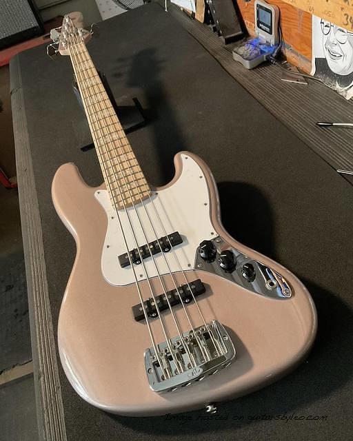 JB-5 in Shoreline Gold over empress