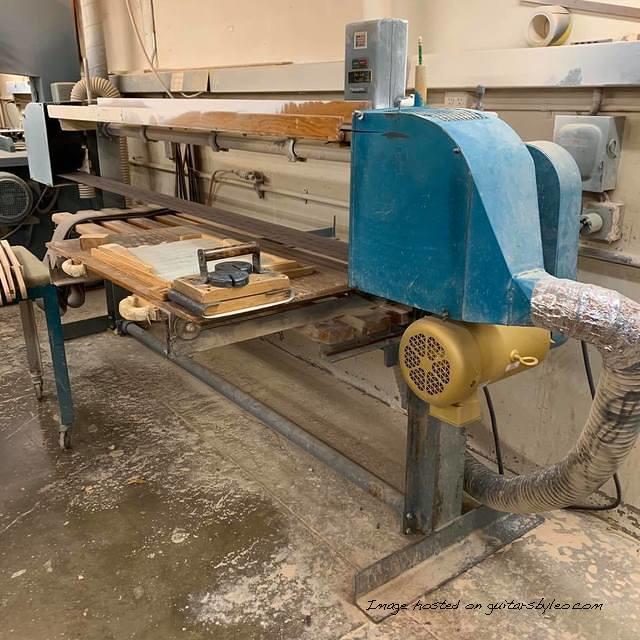 Leo s old Davis amp Wells stroke sander