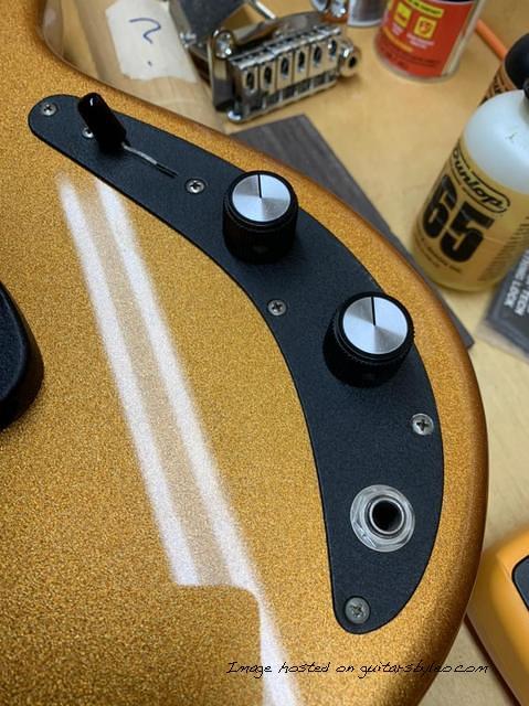 Parts sharing- The Lynx SB 2 basses and SC 2 guitar-5