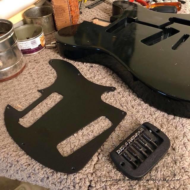 Project Fake Broadcaster has a pickguard and bridge-2