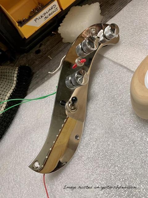 ProjectEspadaDeluxed v4 goes back to R amp D-3
