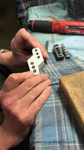 Z-coil with 1970s quarter-inch Sabre Stingray guitar magnets-2