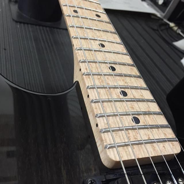 Invader Plus BE maple neck close up