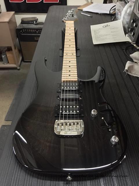 Invader Plus in Blackburst BE maple neck