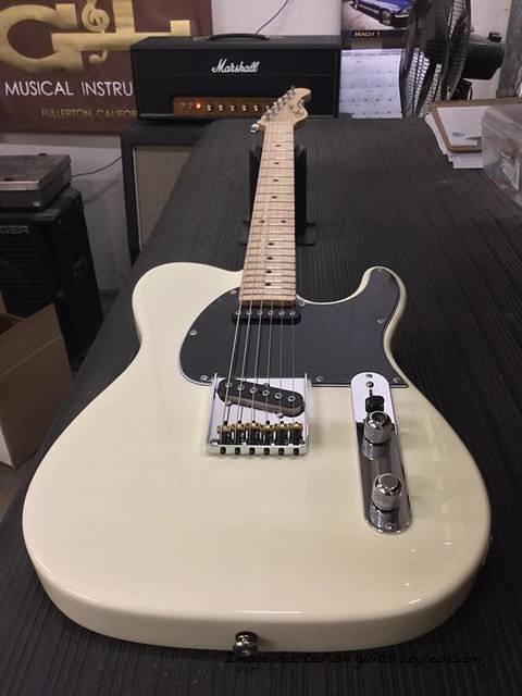 Fullerton Standard AC in Vintage White2
