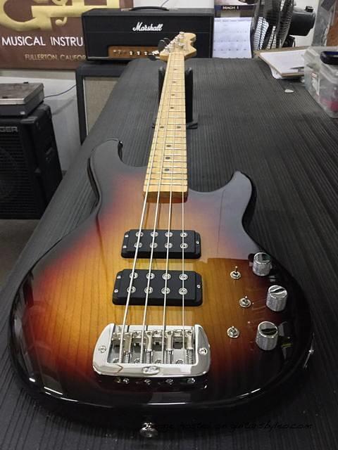 L-2000 in 3-Tone Sunburst over swamp ash CLF079637