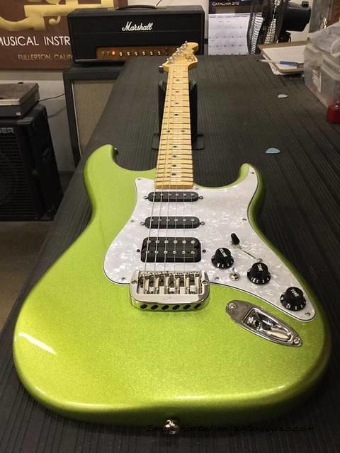 Legacy HSS in Margarita Metallic with Saddle-Lock bridge