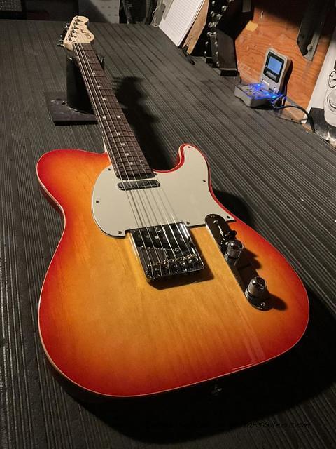 ASAT Classic Alnico in Cherryburst over pine