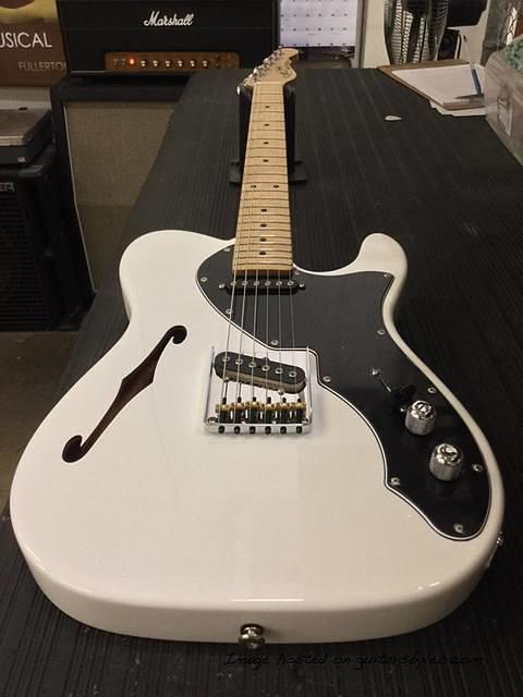 ASAT Classic TL in Alpine White over mahogany CLF1704121