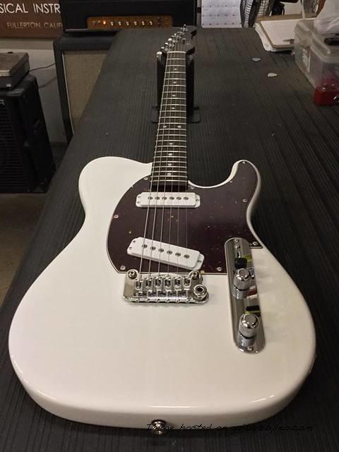 ASAT Special in Alpine White Roasted Maple neck