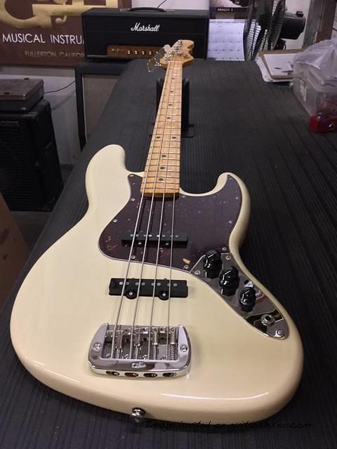 JB in Vintage White Nitro