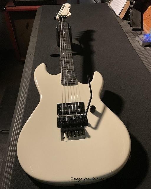 FD Rampage 24 in Ivory with ebony fingerboard-John's