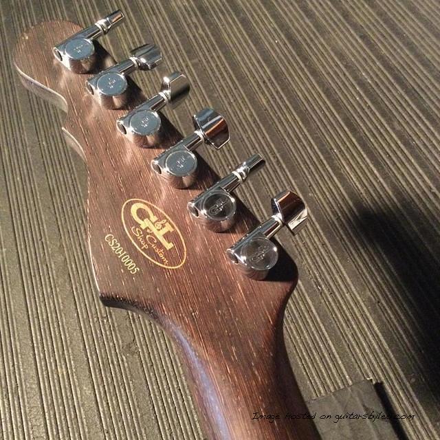 CS2010005 back of headstock