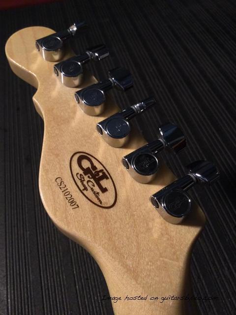 CS2102007 back of headstock
