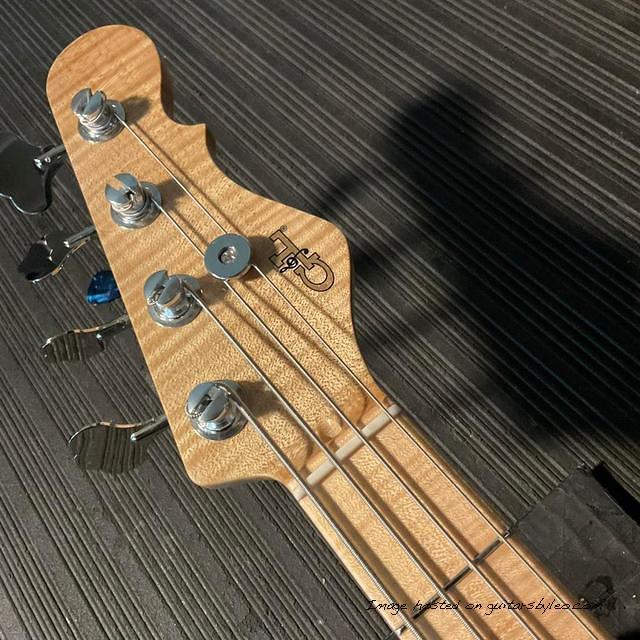 CS2206002 headstock
