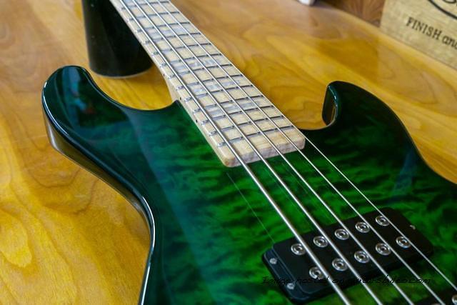 Custom Shop L 2500 in Dragon Burst over a Premium Quilted Maple top Swamp Ash body-3